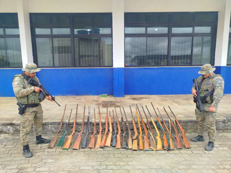 CIPPA apreende 22 espingardas e liberta aves silvestres em operação contra caça em Mirante