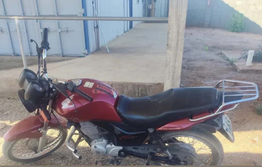 Polícia Rodoviária apreende veículo com restrição de circulação em Guajeru