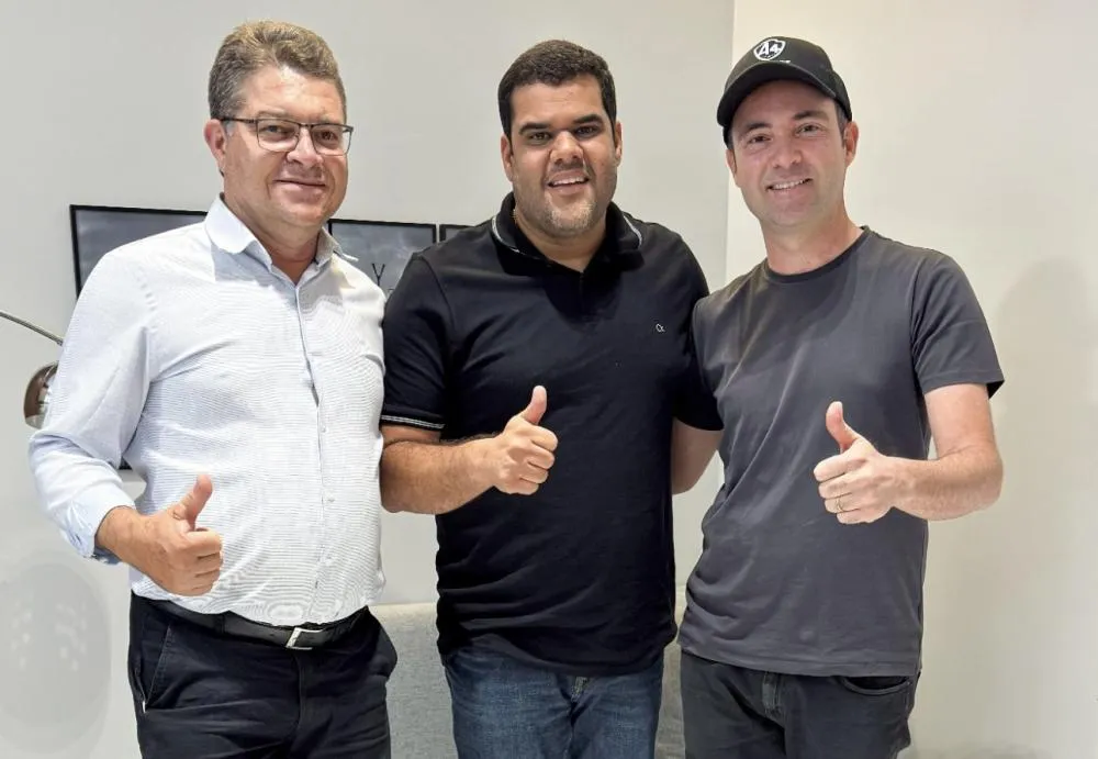 Prefeitos de Brumado e Ibiassucê fortalecem união inédita para impulsionar desenvolvimento regional
