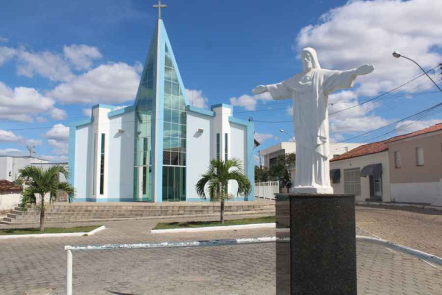 Terço dos Homens celebra 26 anos de fé e tradição em Malhada de Pedras