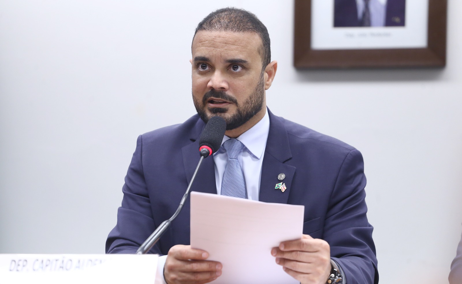 Alden questiona pesquisa que coloca Lula à frente na corrida presidencial de 2026