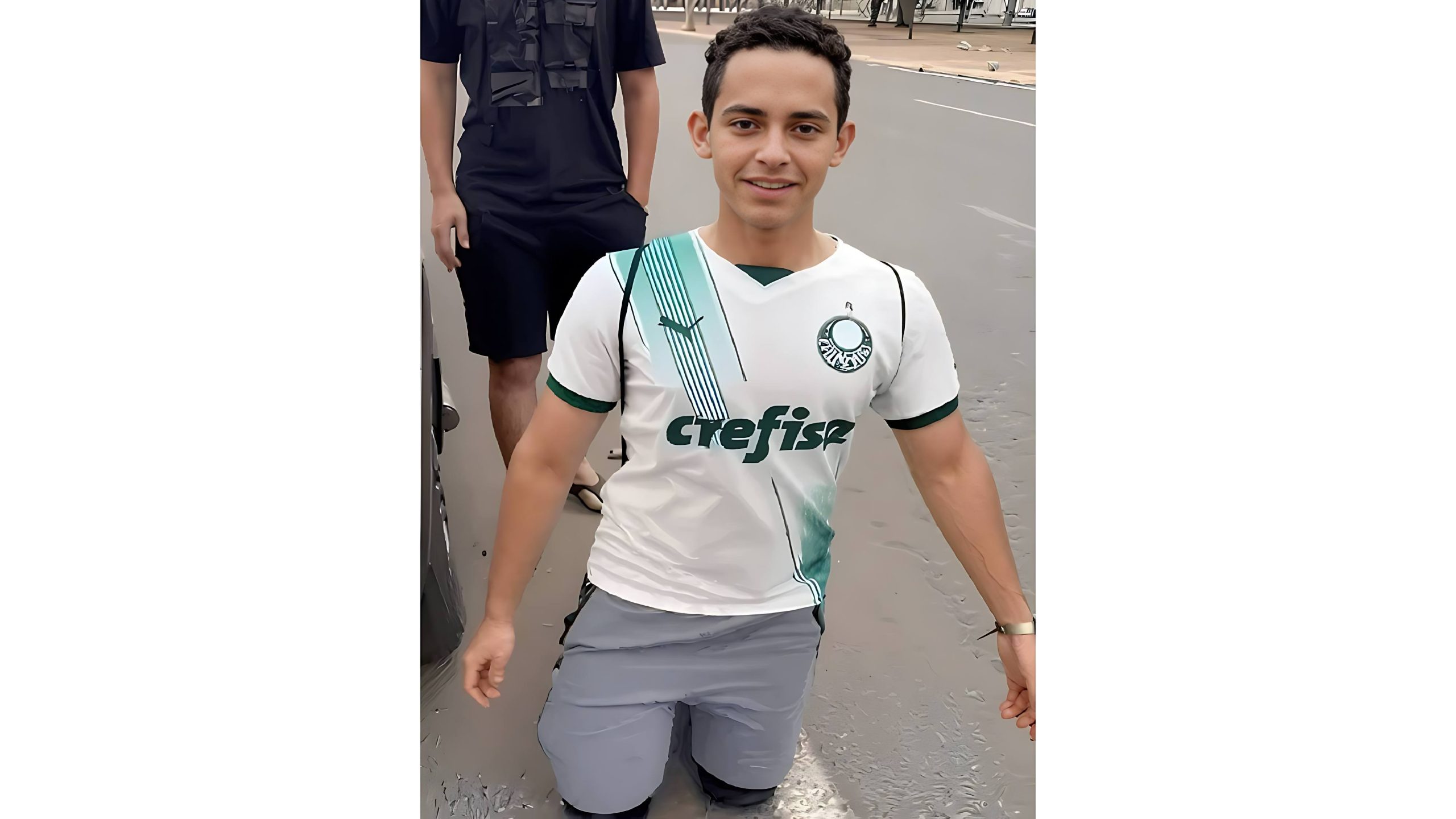 Baiano anda 4 km ajoelhado após vitória do Palmeiras na Libertadores