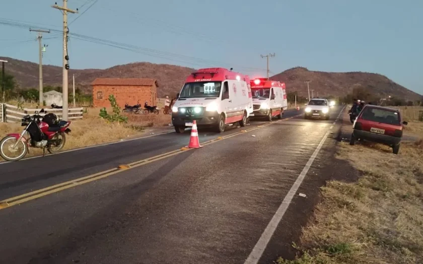 Colisão entre motocicletas deixa três feridos na zona rural de Guanambi