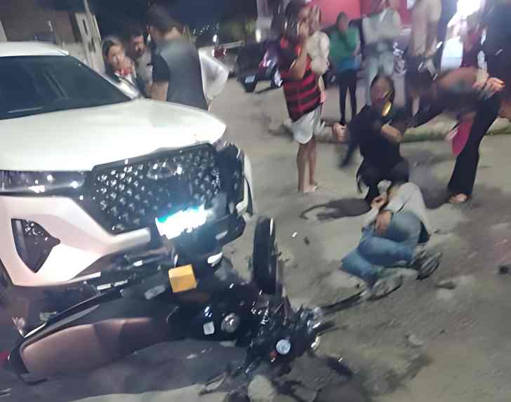 Motociclista é gravemente ferido após colisão no bairro Alto Maron, em Vitória da Conquista