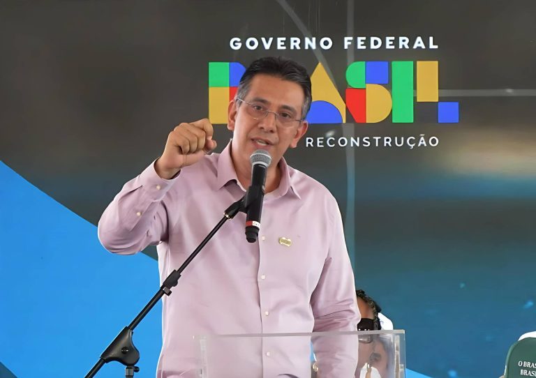 Prefeito de Paramirim denuncia Coelba e ganha apoio popular contra falta de serviços