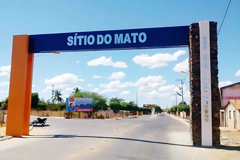 Adolescente é morta pelo namorado em Sítio do Mato; crime choca comunidade