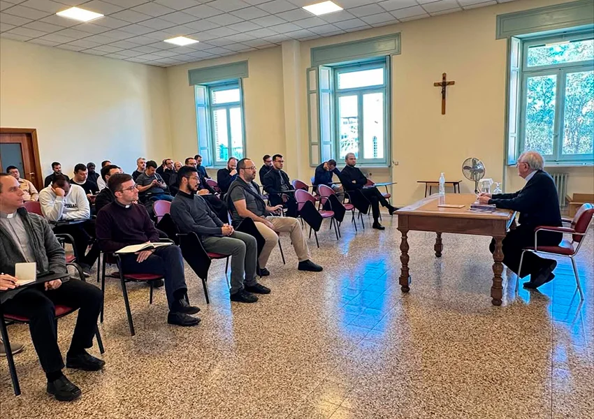 Bispo emérito de Livramento conduz retiro em Roma com tema “A Morte e o Morrer”