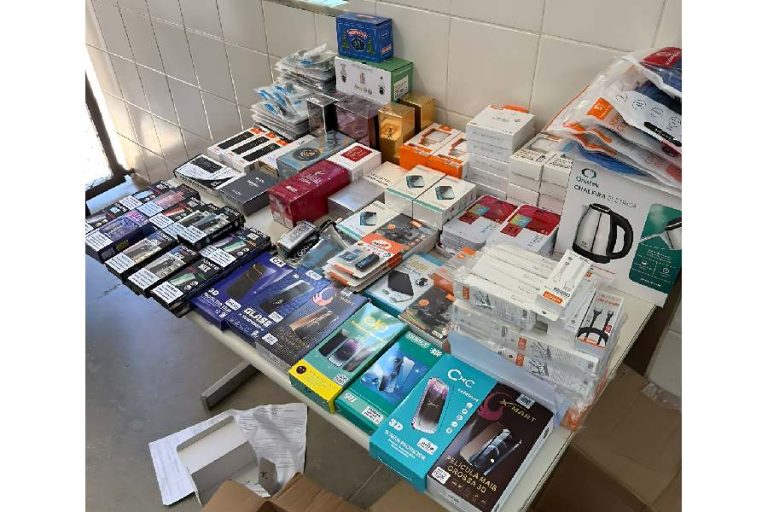 CIPRv/Brumado apreende carga de eletrônicos sem nota fiscal na BR-030 em Guanambi