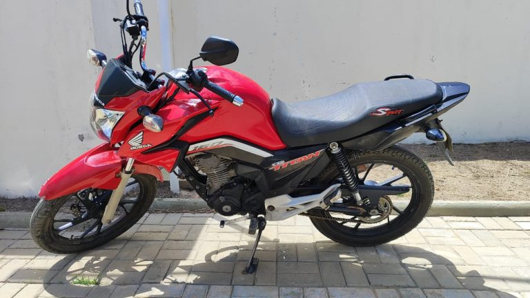 CIPRv/Brumado apreende veículo roubado em Encruzilhada