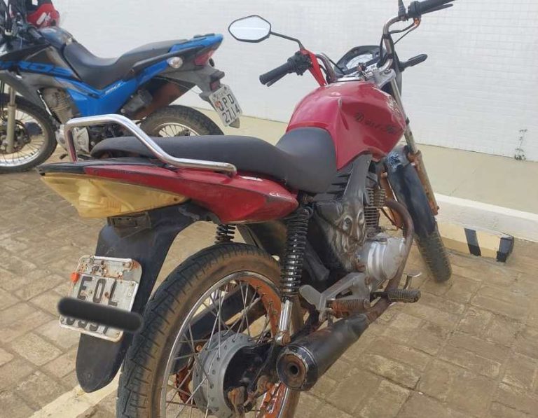 CIPRv/Brumado apreende veículo roubado em Piripá; motorista é levado à delegacia