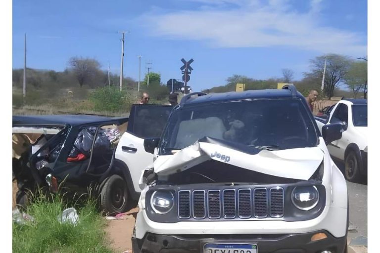 Cantor Jobim Araújo sofre acidente na BR-030; trecho é conhecido por riscos e alta frequência de ocorrências