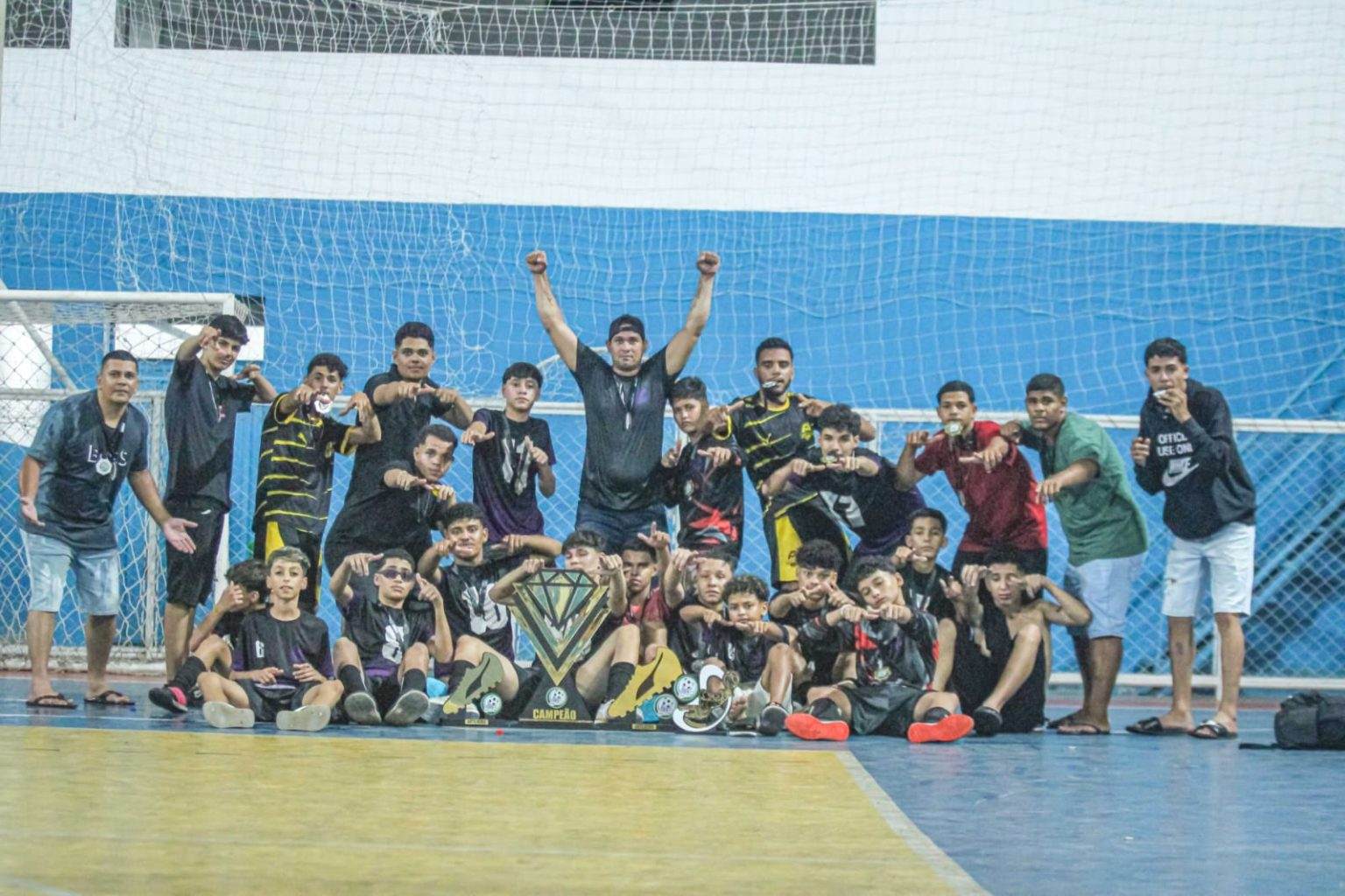 Juventude de Ibiassucê brilha na Copa Chapada e conquista dois troféus em Tanhaçu