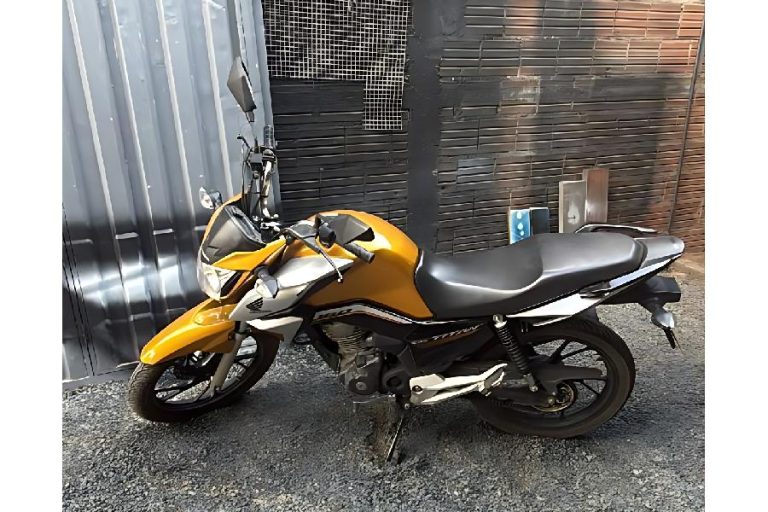 Moto com chassi adulterado é apreendida durante operação em Guanambi