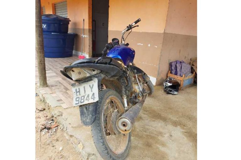 Motocicleta furtada em Minas é apreendido pela CIPRv em Anagé