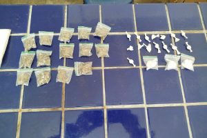 Mulher é presa com cocaína e maconha em operação da PM no centro de Brumado