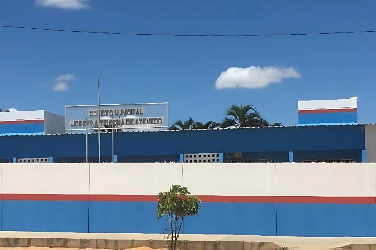 PM abre investigação após confusão com aluno em escola militarizada de Guanambi; direção é afastada