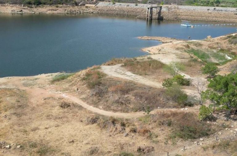 Zabumbão seca e nove municípios ficam à beira do colapso hídrico no Vale do Paramirim