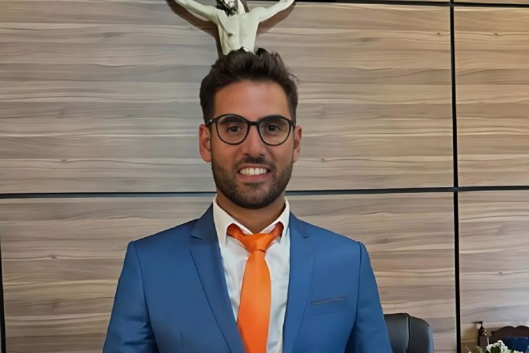 Assessor é preso por suspeita de envolvimento na morte de vereador na Bahia