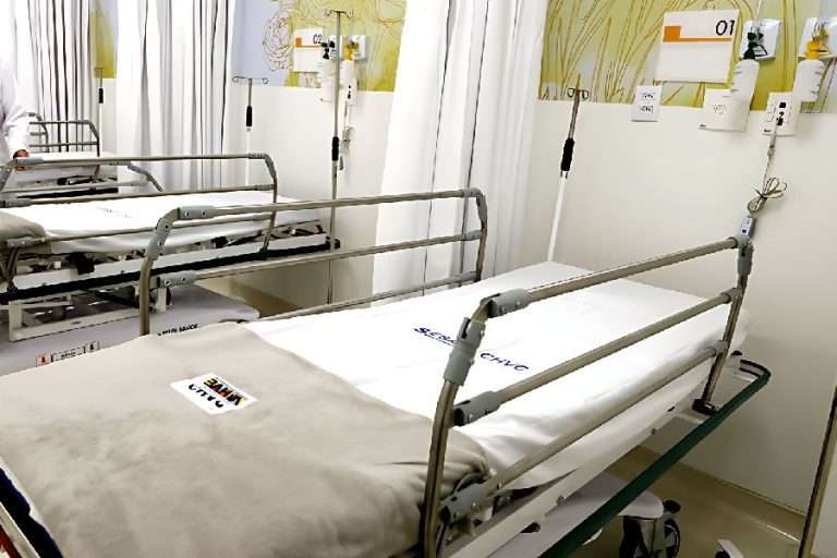 ‘Fila da morte’ na Bahia triplica e expõe colapso da regulação sob gestão petista