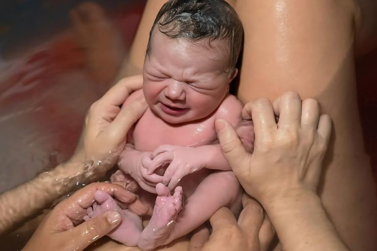 Fotógrafa baiana Ana Victória Otoni vence concurso internacional em Portugal