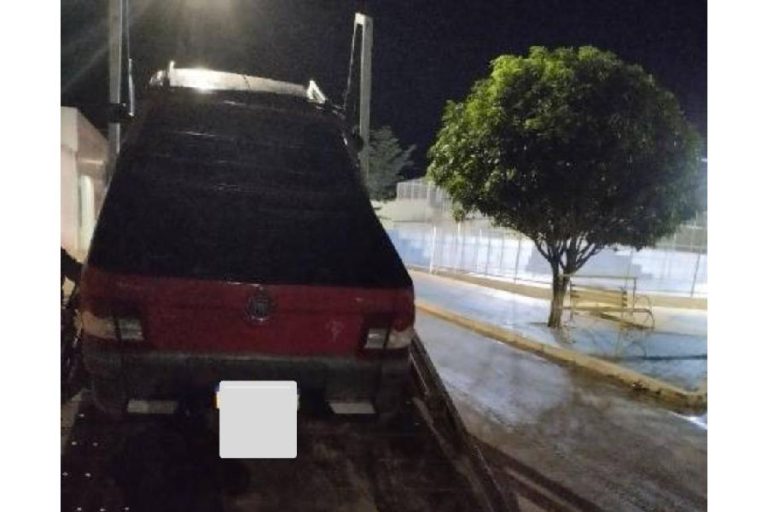 Homem é detido por direção perigosa e embriaguez; carro é apreendido em Guanambi