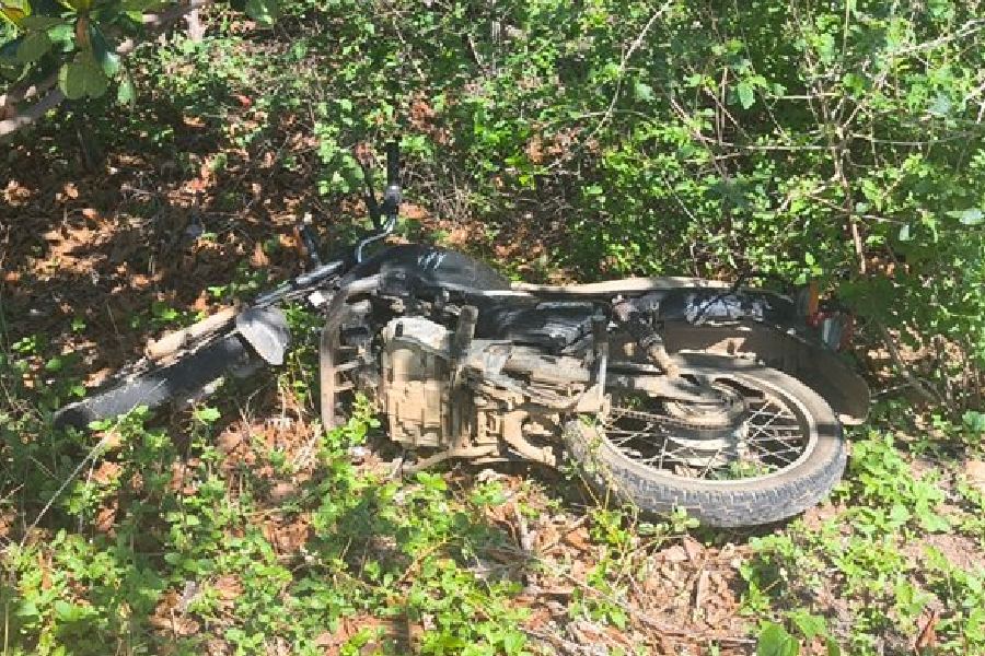 Moto furtada em Guanambi é encontrada em matagal de Palmas de Monte Alto com placa raspada