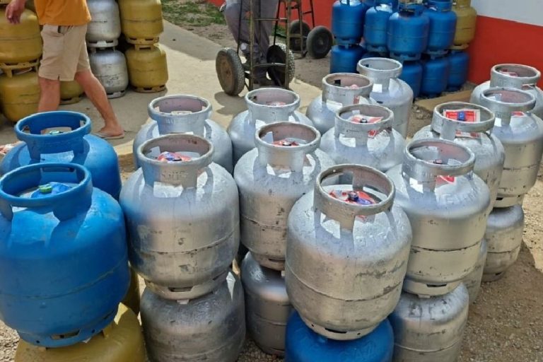 Operação Gás Legal apreende mais de 200 botijões e fecha depósitos clandestinos em Conquista
