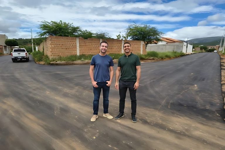 Prefeitura inicia asfalto no Esconso e amplia mobilidade urbana em Brumado