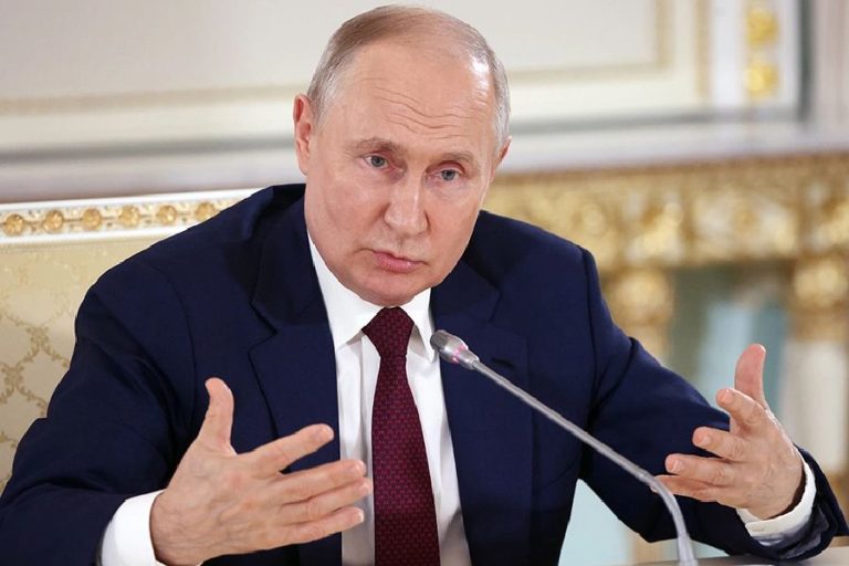 Putin eleva tensão e diz que Rússia está pronta para guerra se a Europa “assim desejar”