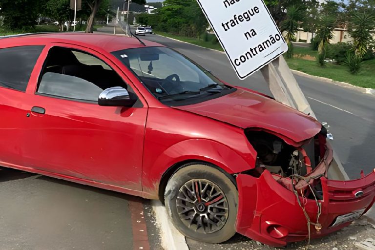 Sequência de acidentes marca a madrugada em Vitória da Conquista