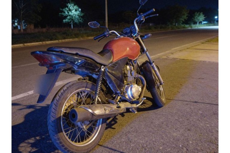 CIPRv/Brumado apreende motocicleta com registro de furto em Vitória da Conquista