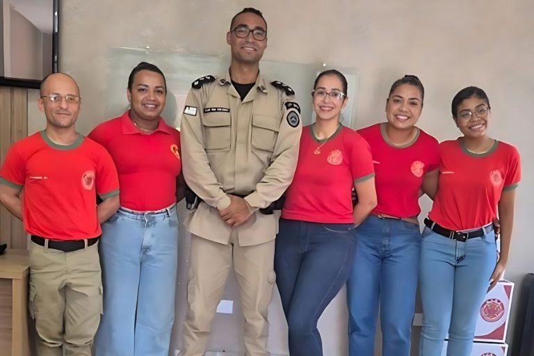 PM ministra palestra sobre segurança pública e drogas para crianças em Guanambi