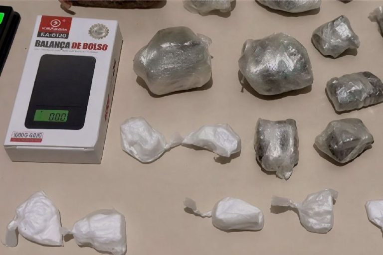 Ação da CIPE Sudoeste prende dois suspeitos por tráfico de drogas em Paramirim