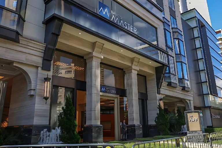 Caso Banco Master abala credibilidade das instituições brasileiras, afirma The Economist