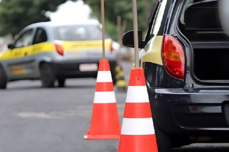 Detran-BA libera prova prática com carro automático e flexibiliza aulas para habilitação