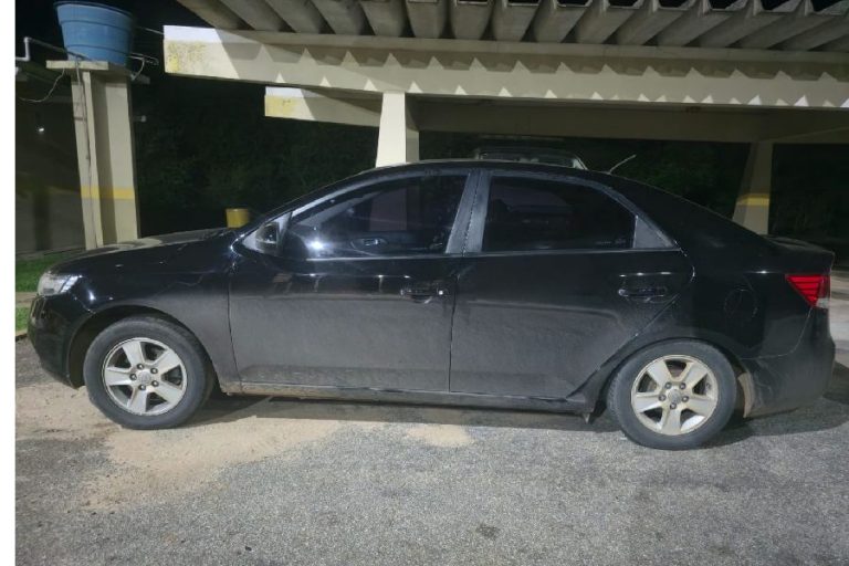 Fiscalização flagra veículo com restrição judicial e apreensão é feita em Brumado