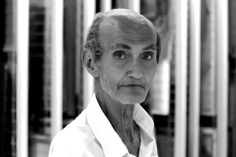 Morre Aurelino dos Santos, ícone da arte plástica baiana, aos 83 anos