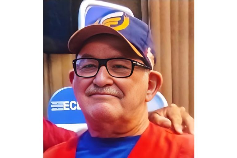 Mototaxista morre após colisão com poste, em Guanambi