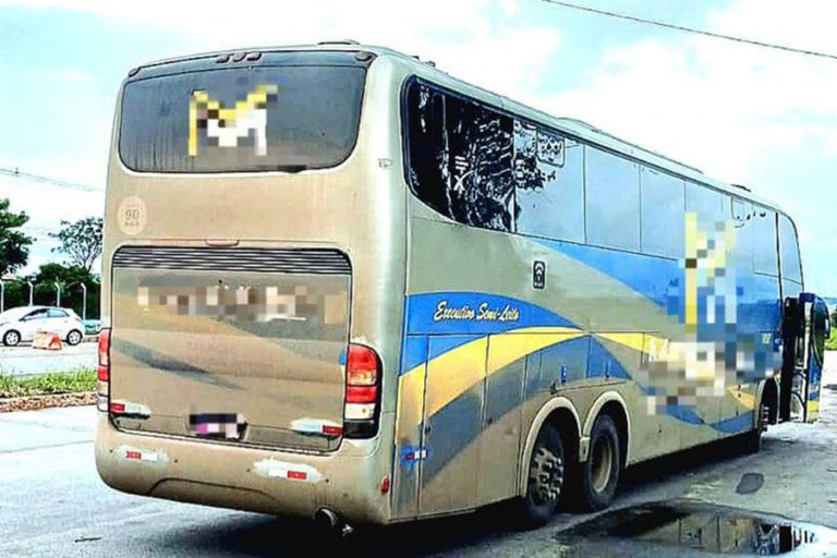 PRF prende passageiro em ônibus por dívida de pensão alimentícia em Vitória da Conquista