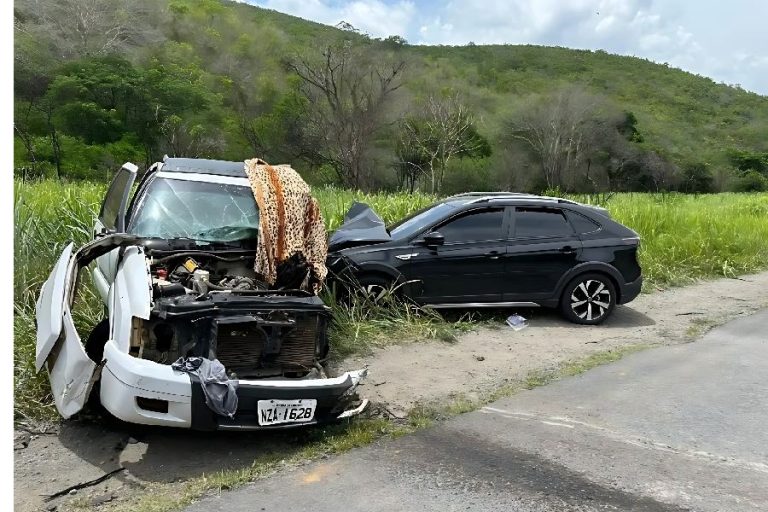 Tragédia na BR-116: colisão entre carreta e três carros mata motorista no sudoeste da Bahia