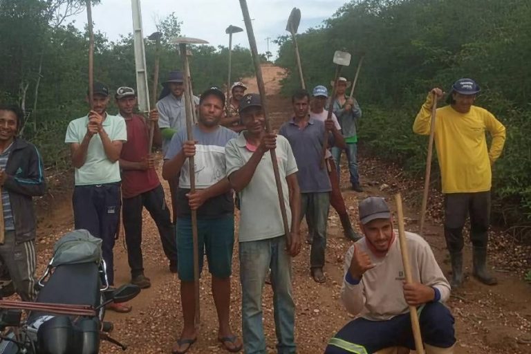 Abandono escancara crise em Érico Cardoso e população cobra reação imediata do prefeito