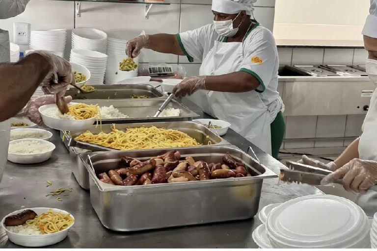 Brumado garante alimentação para população vulnerável com Restaurante Popular aprovado