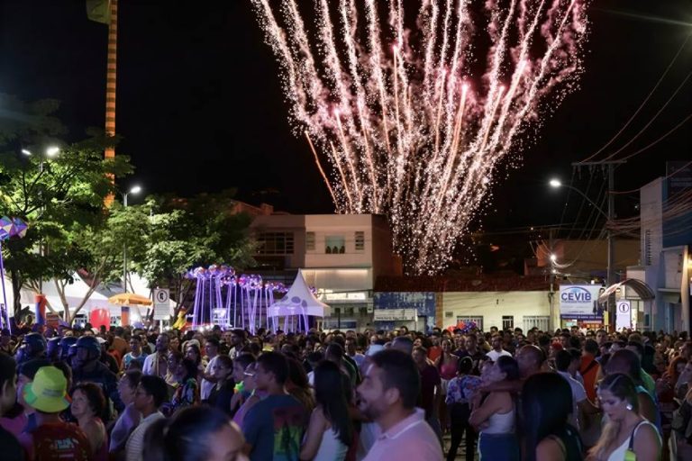 Carnaval renasce em grande estilo: Carna Brumas 2026 lota circuito e emociona multidão