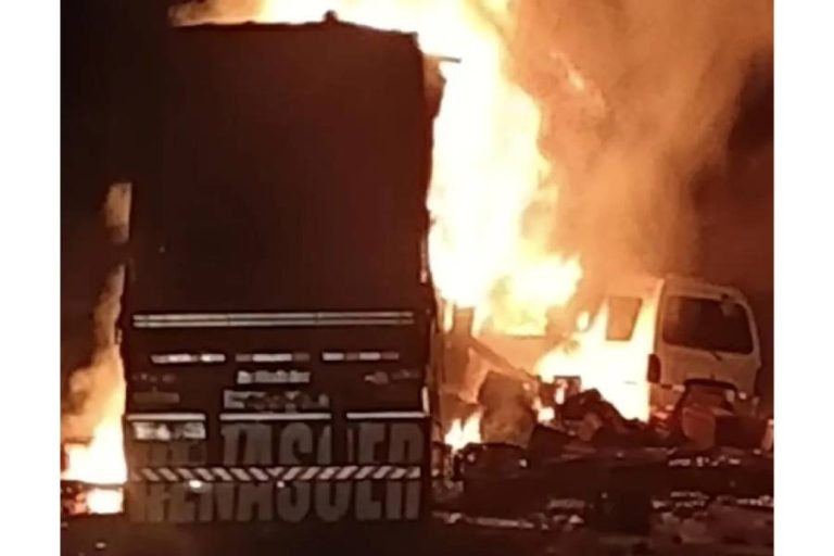 Colisão com incêndio mata duas pessoas e transforma madrugada em tragédia na Serra dos Pombos