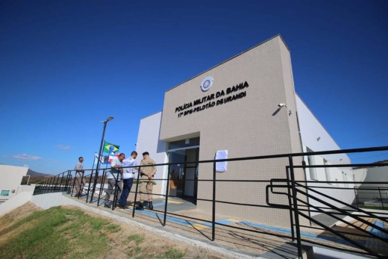 Crime audacioso: ladrões furtam R$ 200 mil em equipamentos de torre de telefonia em Urandi