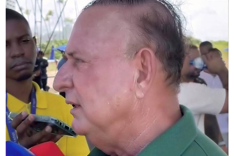 Deputado chama caso Master de “vergonha” e ataca ministros do STF durante evento em Salvador