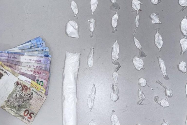 Operação Aegis prende dupla com cocaína e dinheiro em Tremedal