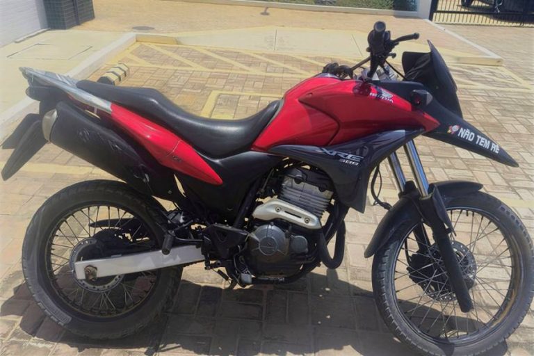 Polícia recupera moto roubada no centro de Piripá após denúncia de manobras perigosas