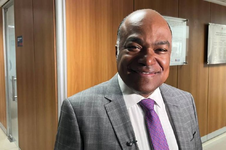 Samuel Júnior celebra saída de Angelo Coronel do PSD e vê “sentimento de mudança” na Bahia