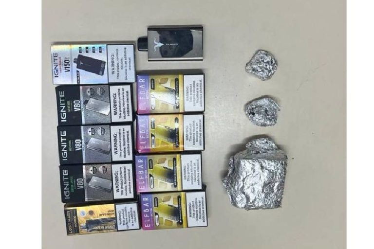 Suspeito de tráfico é preso após perseguição da Rondesp no município de Iuiu